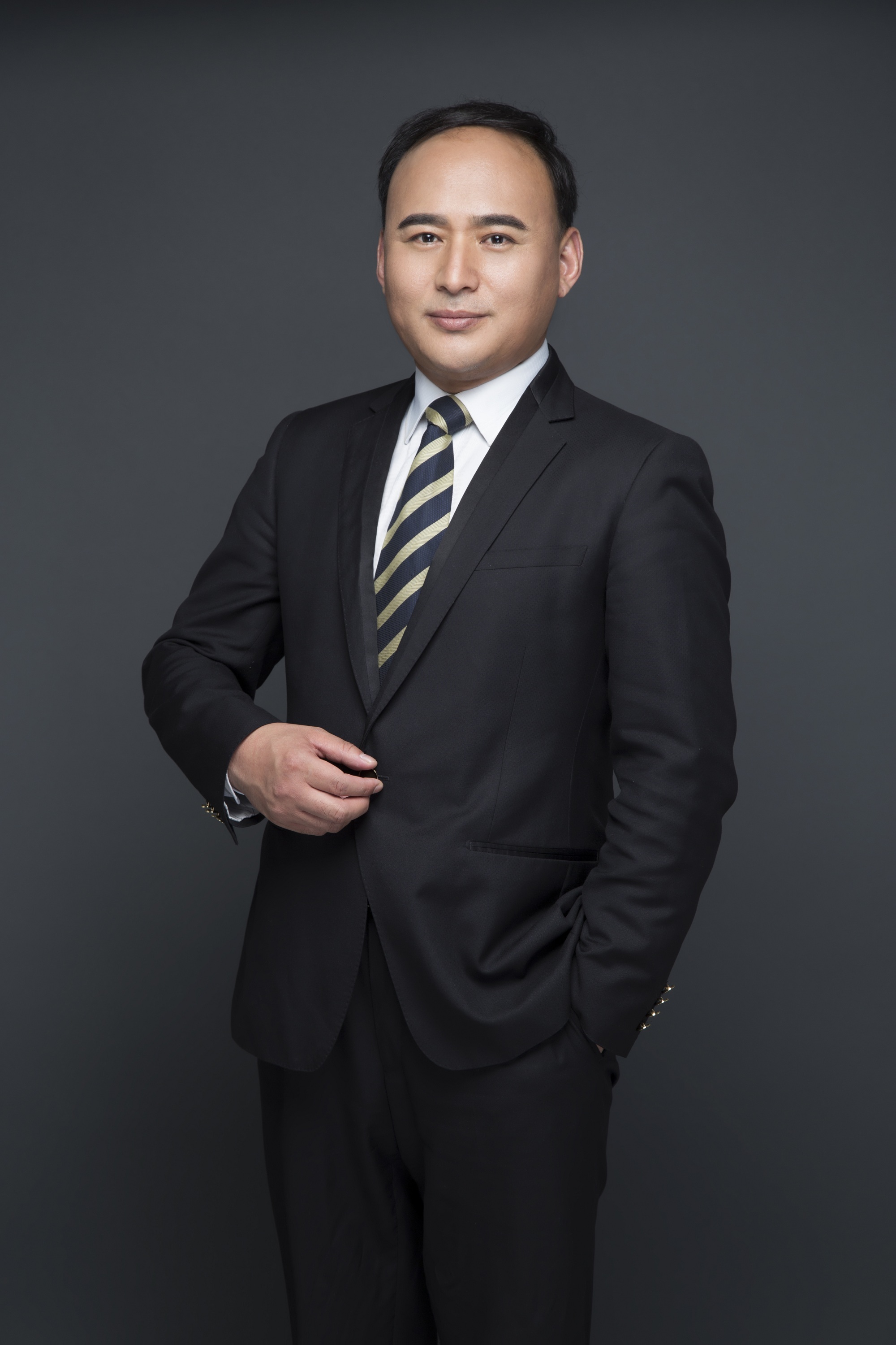 赖平 灯光与摄影艺术负责人